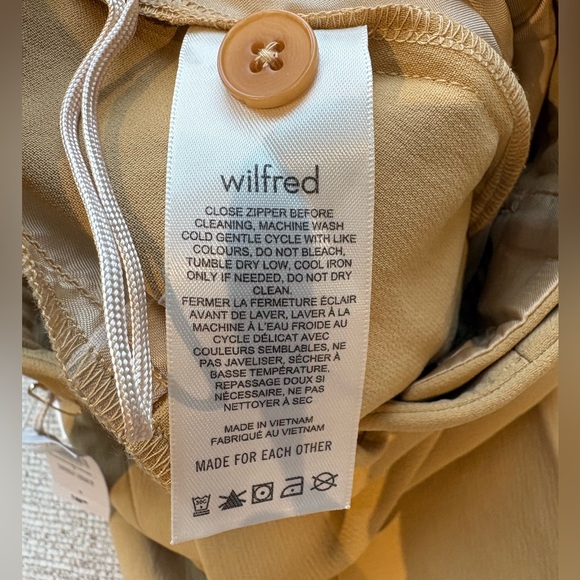BNWT | ARITZIA | WILFRED | sandy beige high waisted dashwood pleated crepe pants - Picture 13 of 14